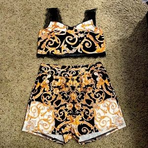 Baroque print 2 piece set